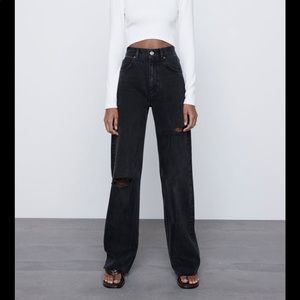Zara wide leg full length ripped jeans. Size 26, 2